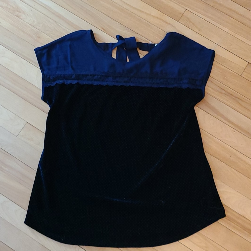 Faith and joy velvety top